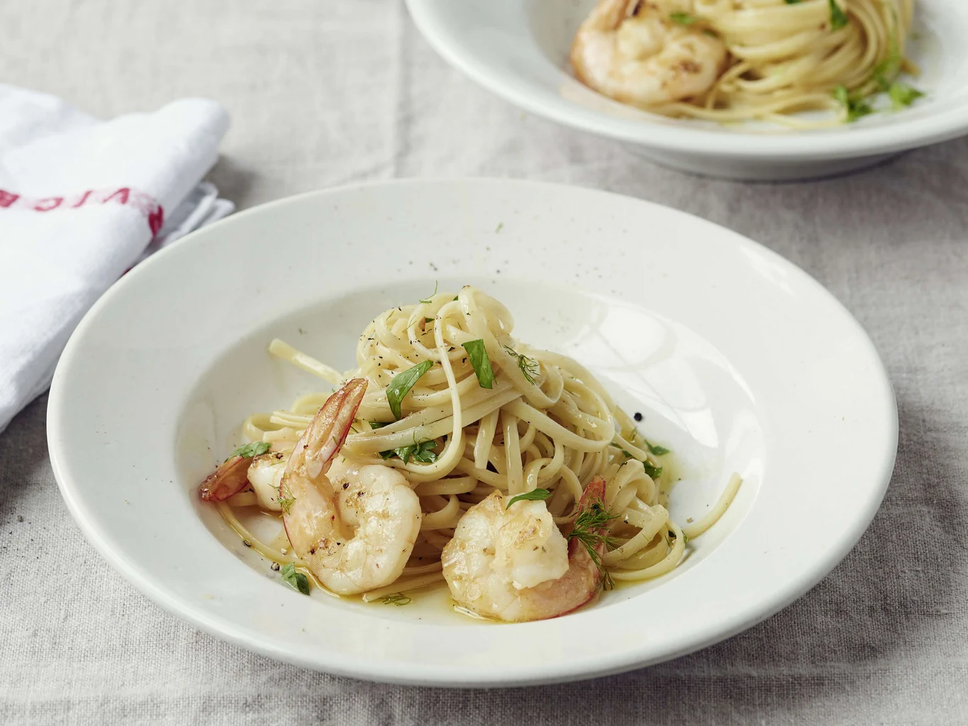 Linguine con gamberetti e aglio