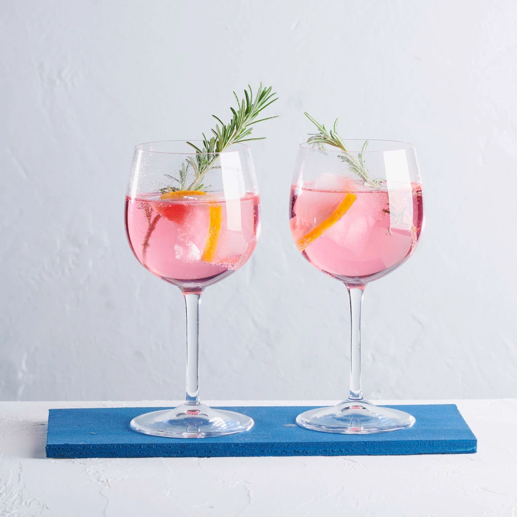 Virgin Pink Gin Tonic