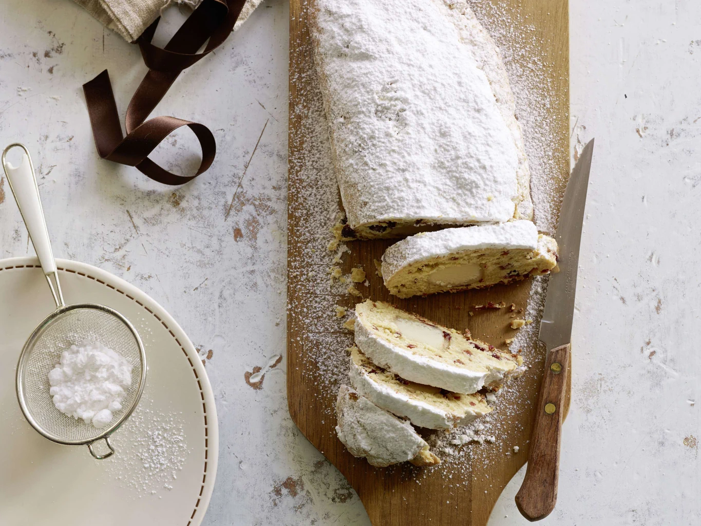 Christstollen mit Cranberries