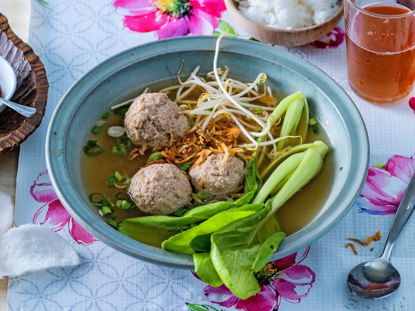 Soupe aux boulettes de viande
