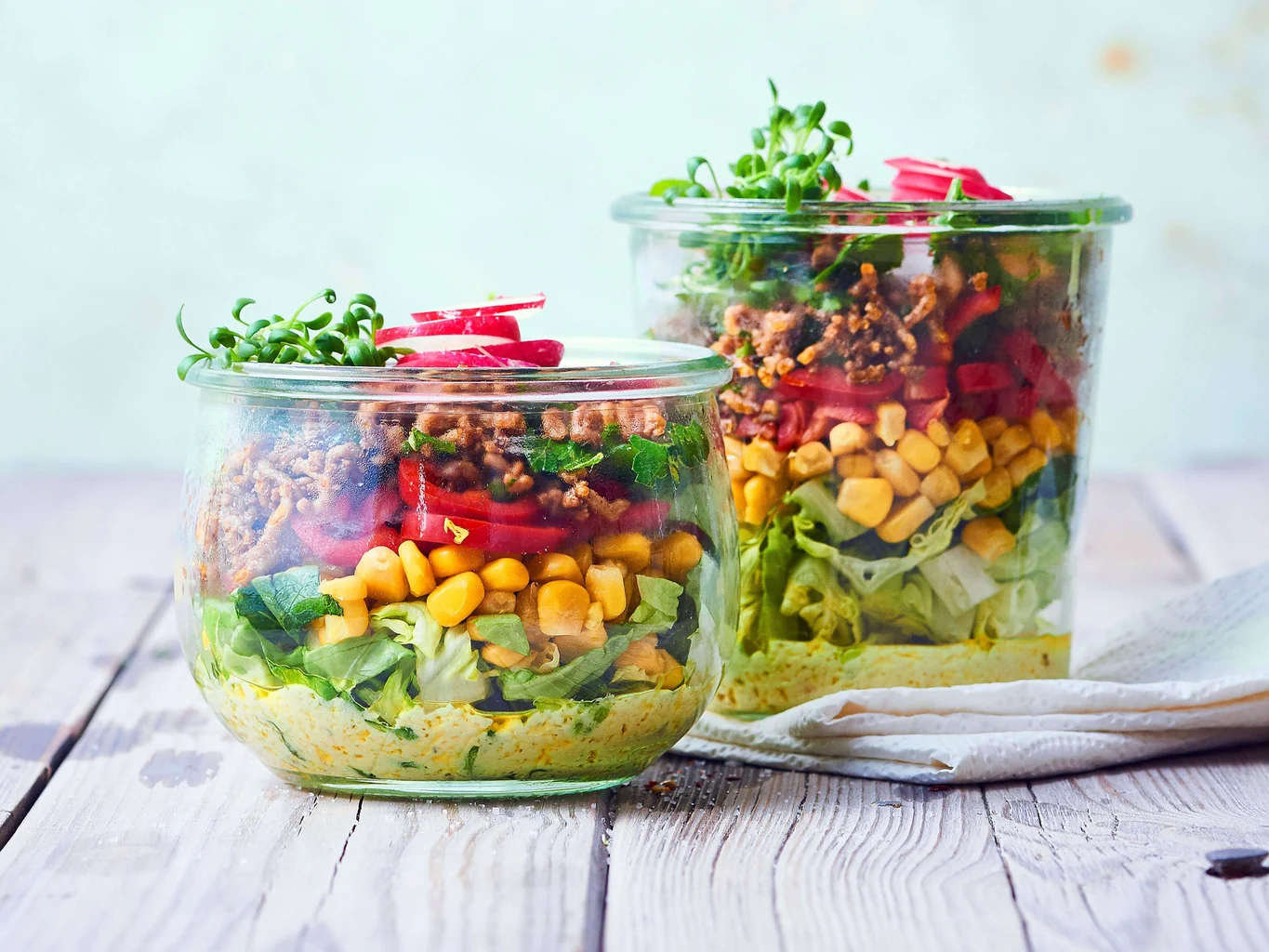 Pikanter Hackfleischsalat mit Mais