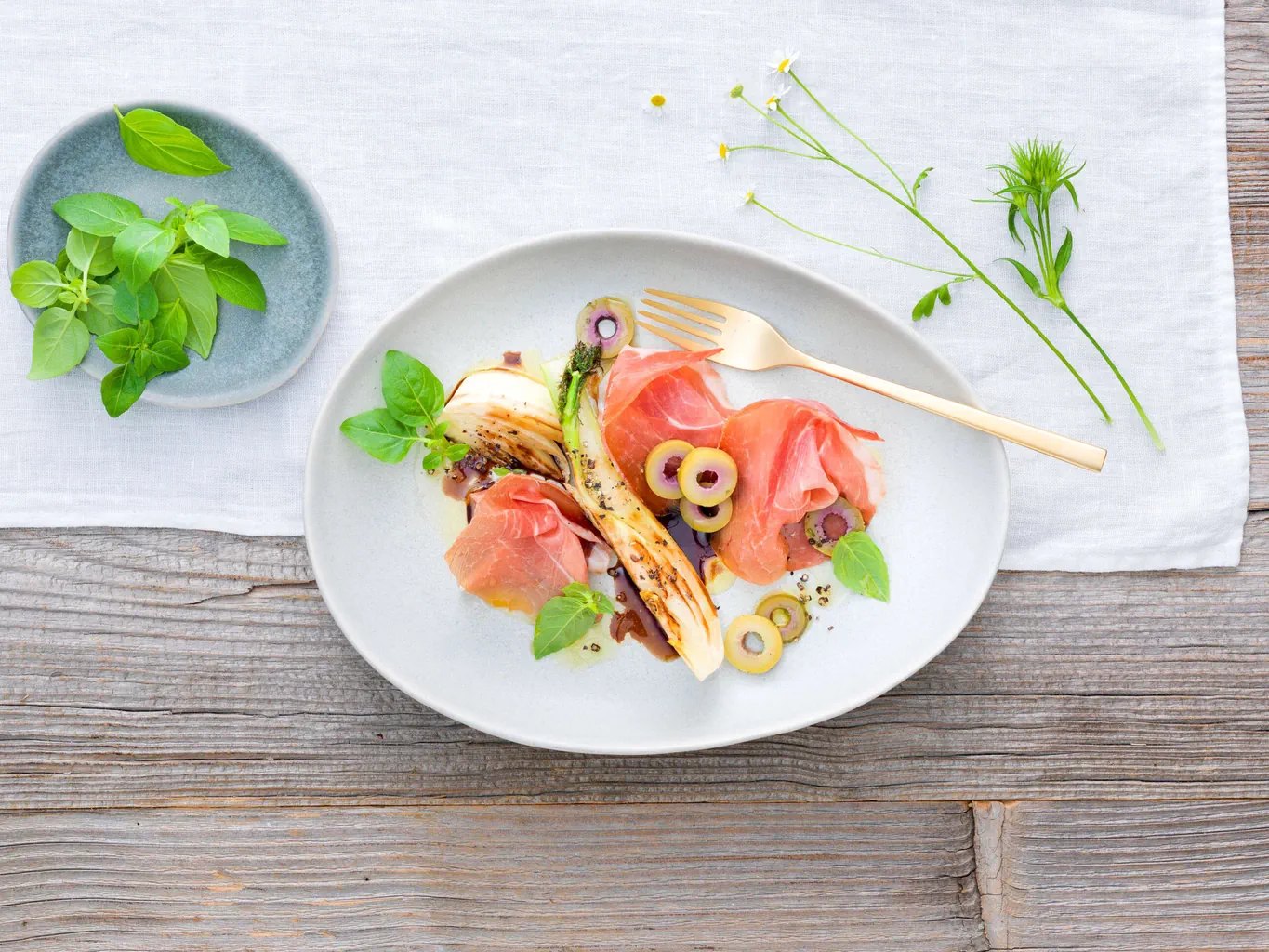 Finocchio saltato al balsamico con culatello