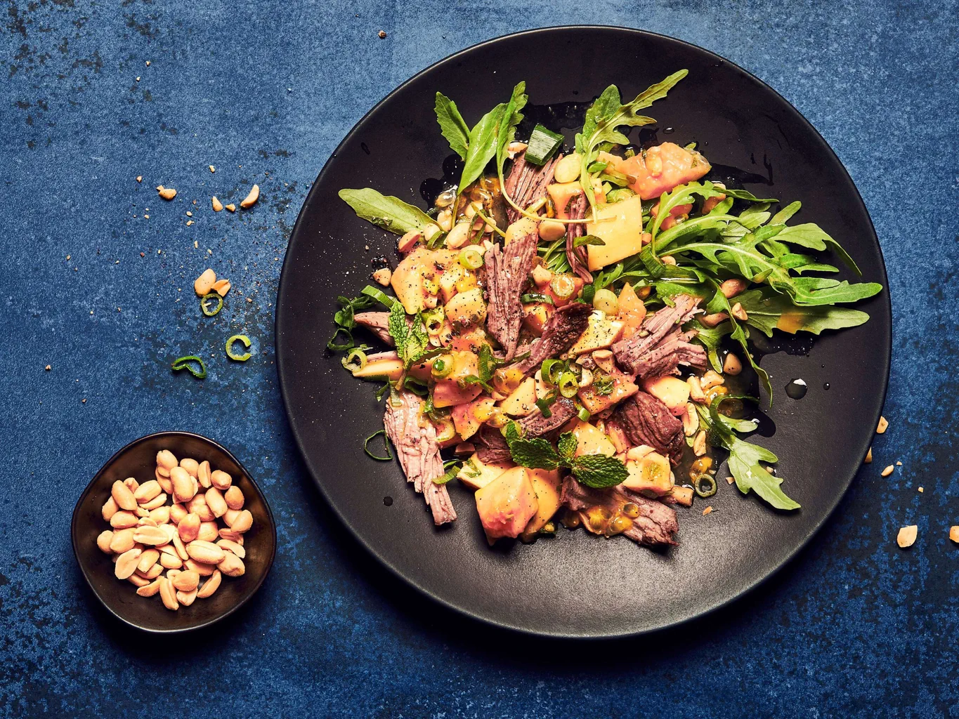 Salade de papaye au bœuf effiloché
