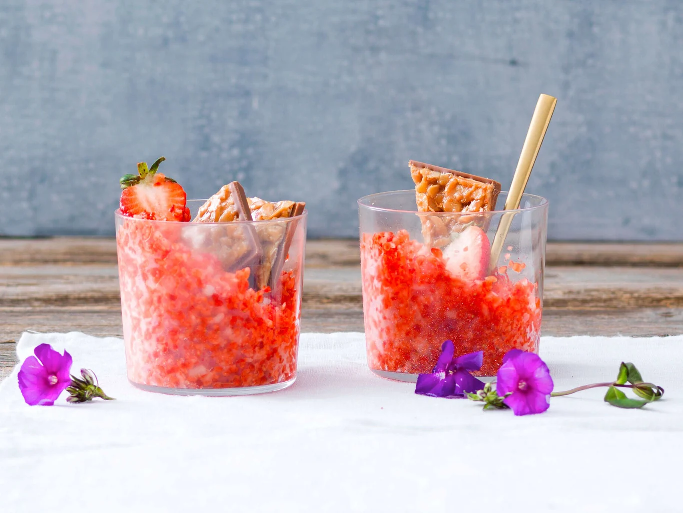 Granita di fragole al cioccolato