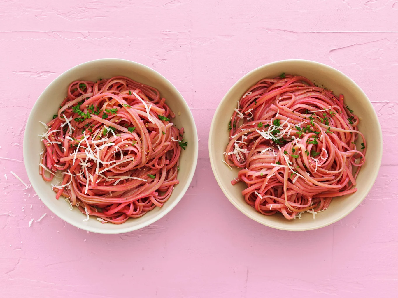 Rosa Zitronen-Linguine