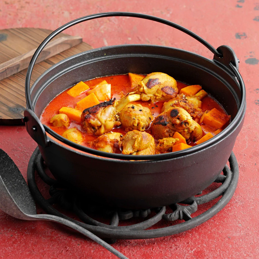 Soupe de poulet au curry avec patate douce