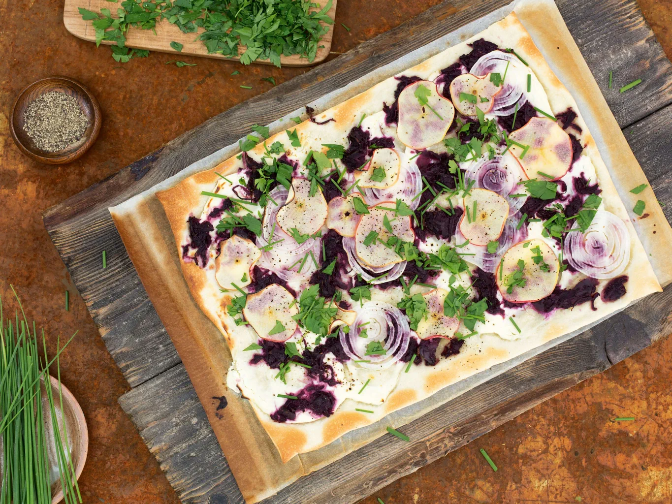 Tarte flambée al cavolo rosso