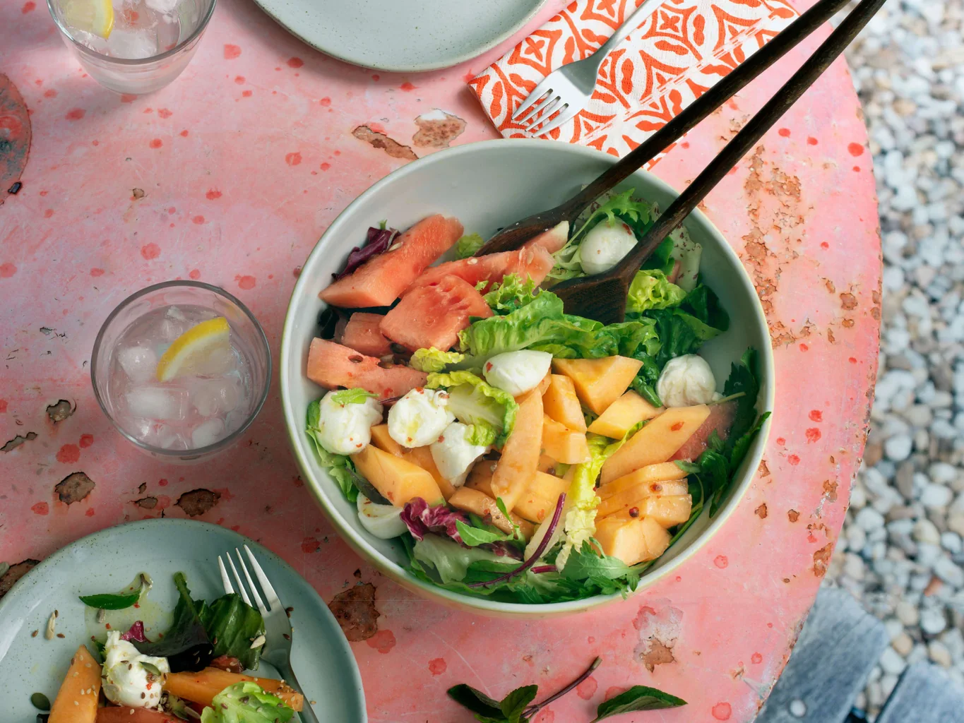 Caprese-Salat mit Melonen