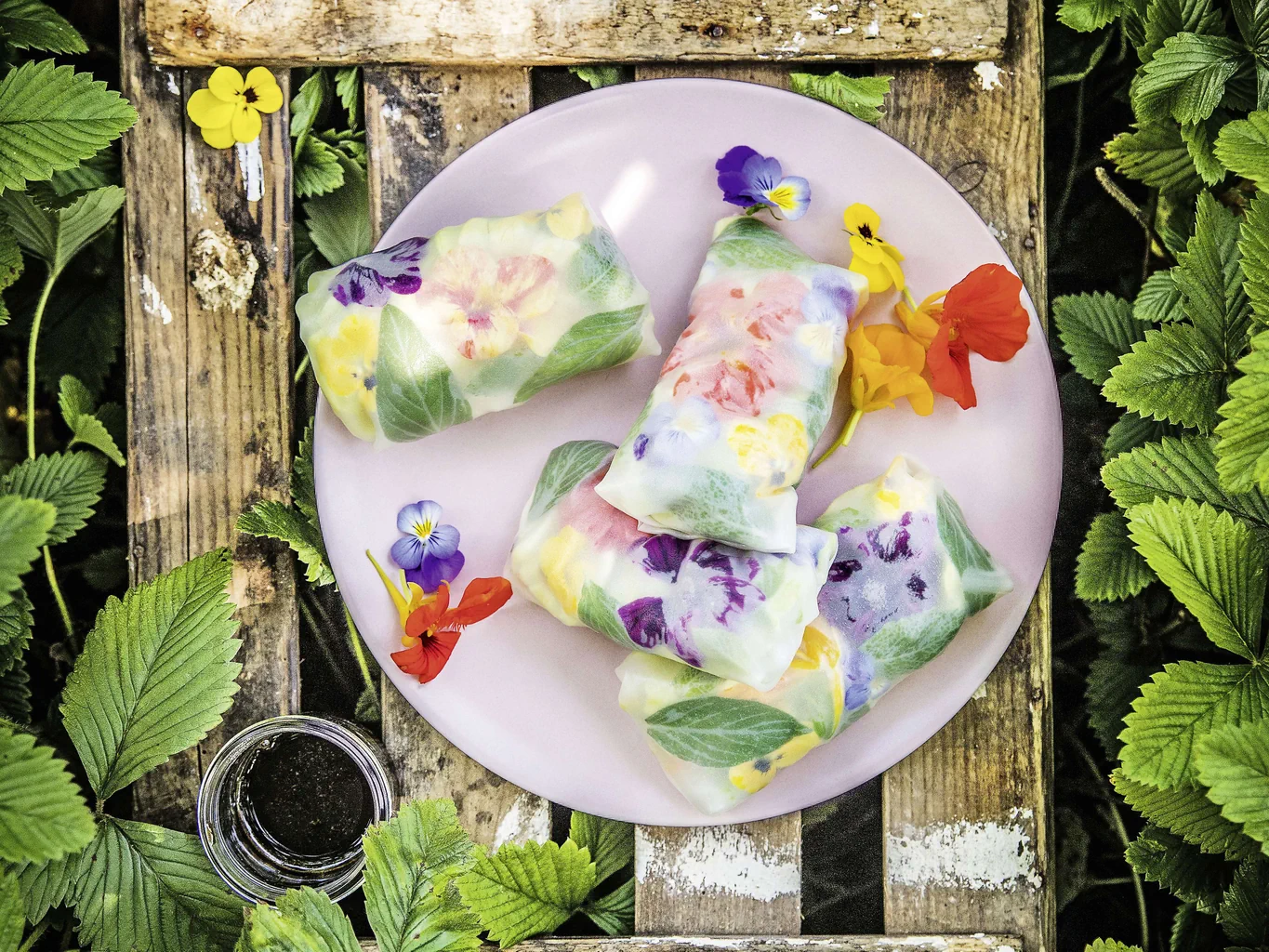 Sommerrollen mit Blüten