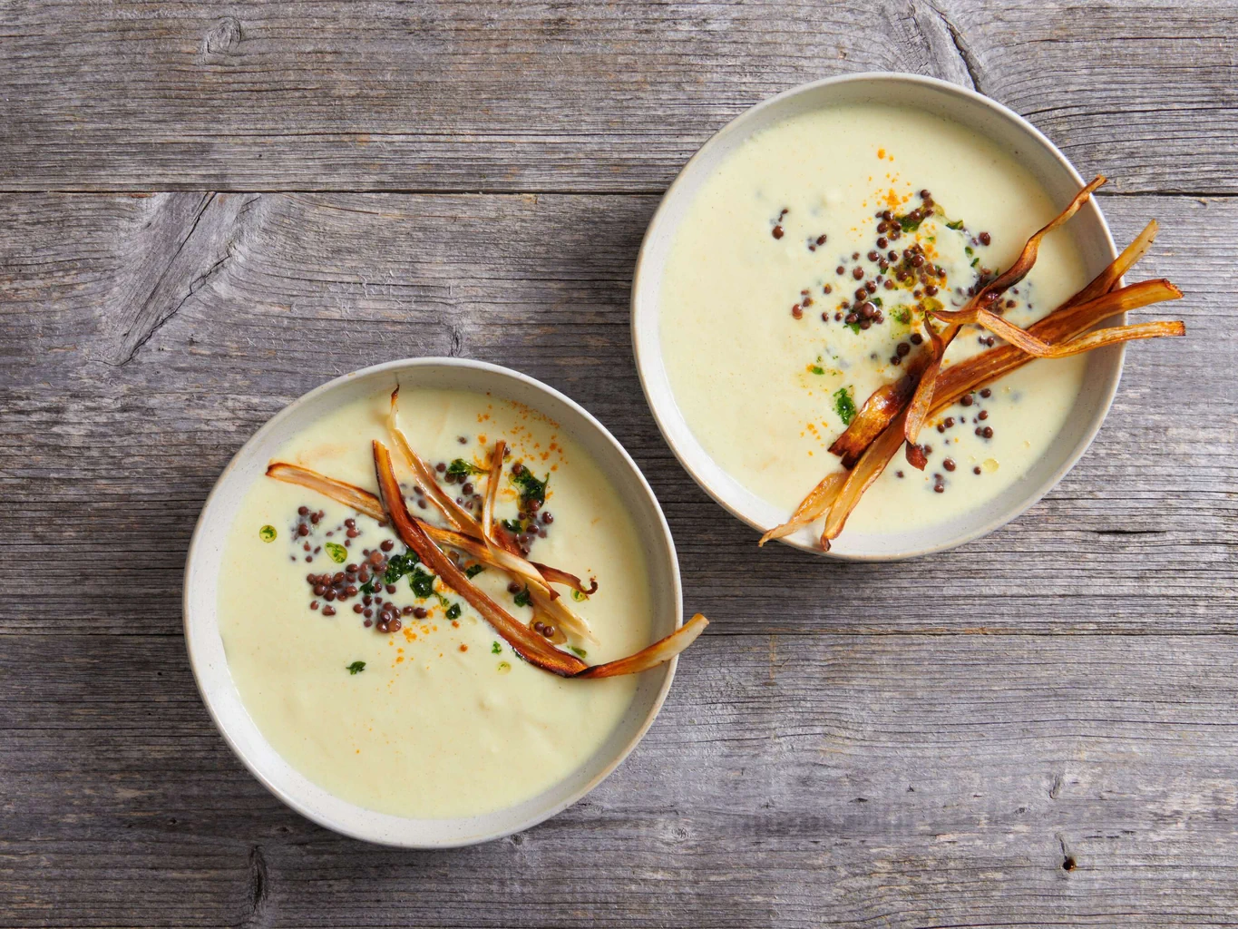 Zuppa di scorzonera allo yogurt