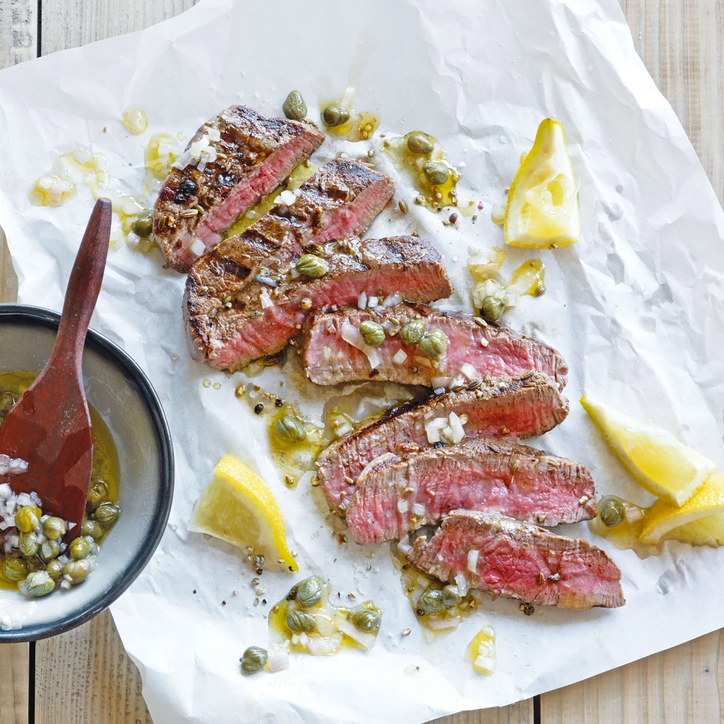 Medaglioni di manzo con salsa di capperi e limone