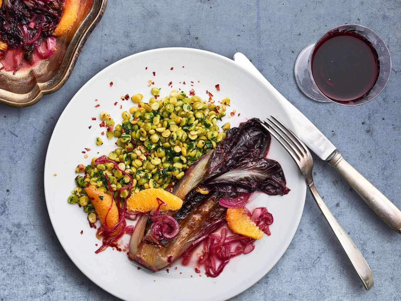Radicchio con piselli verdi