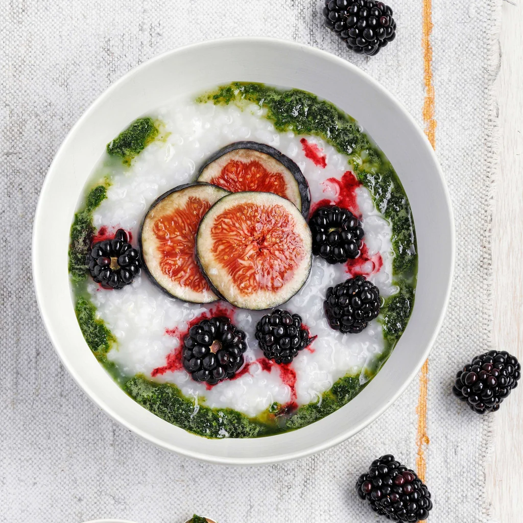 Congee con more e fichi