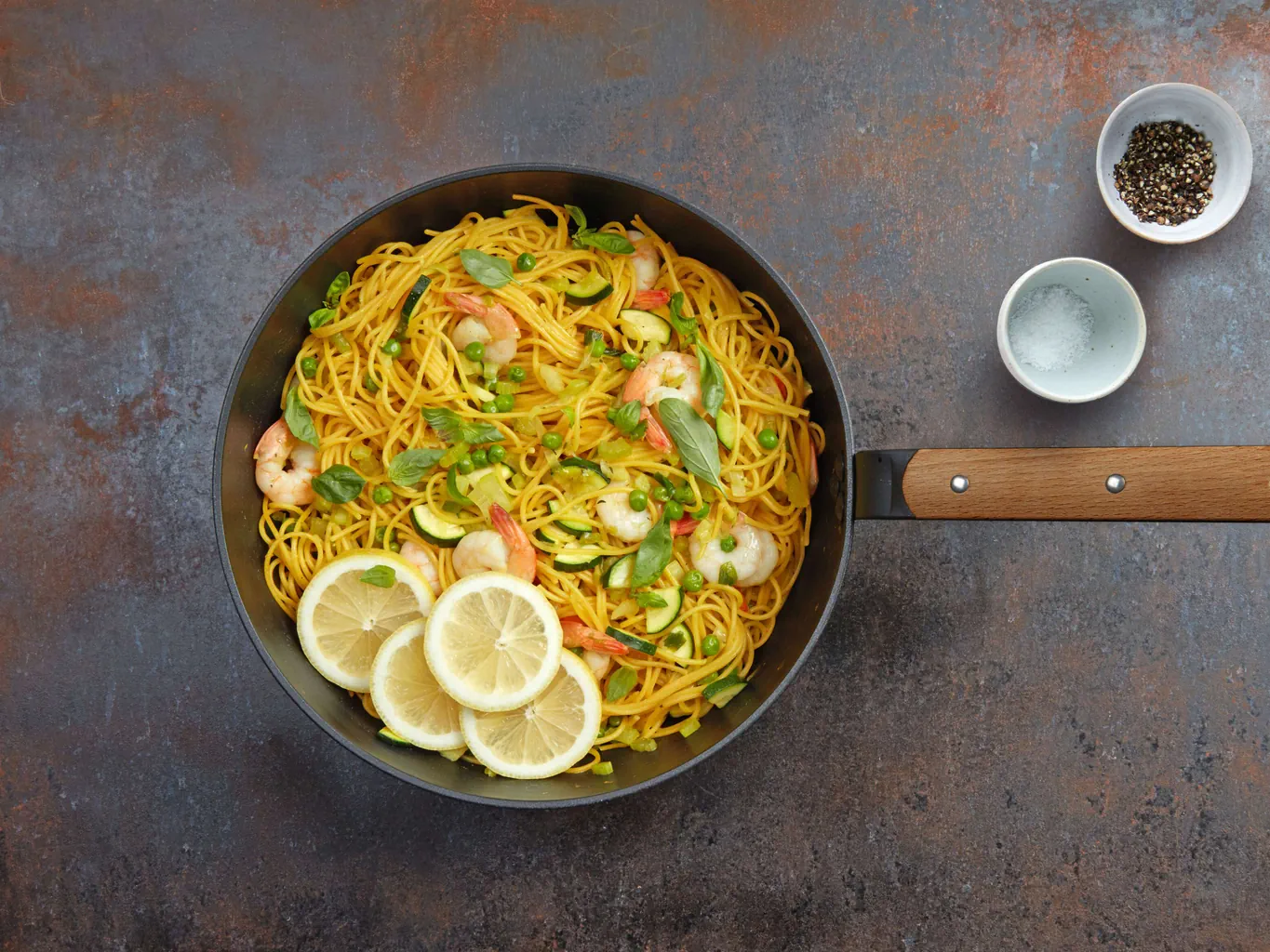 One pot de spaghetti au safran