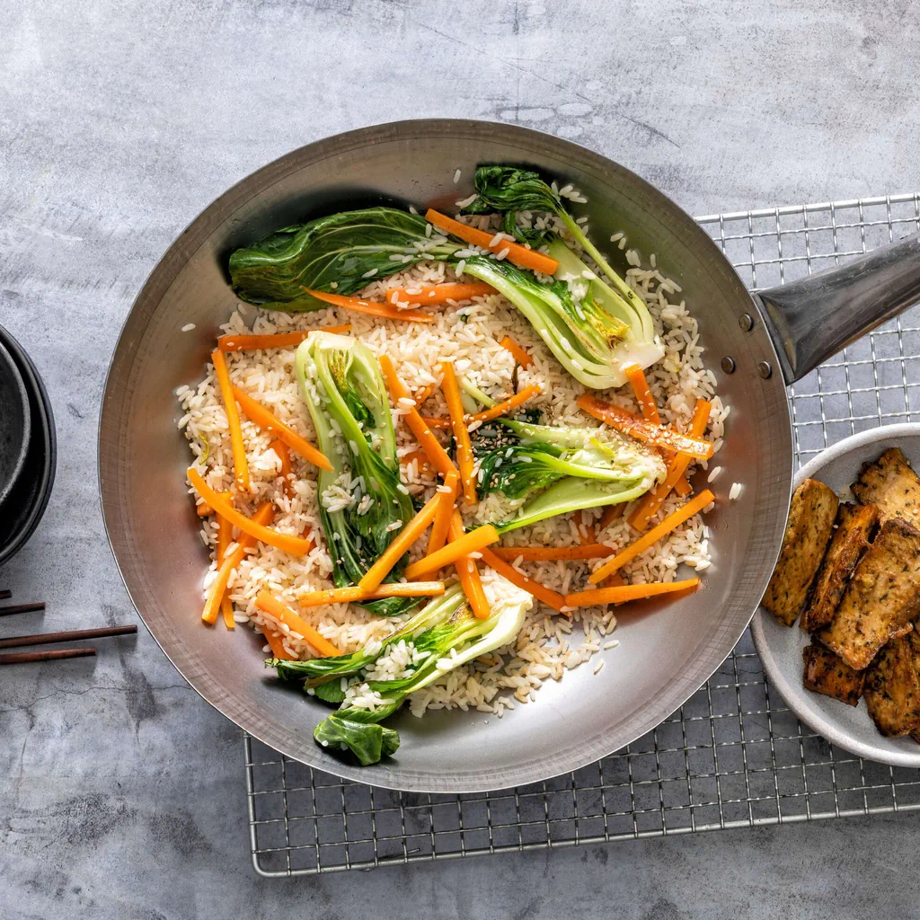 Tofu-Chop-Suey mit Reis
