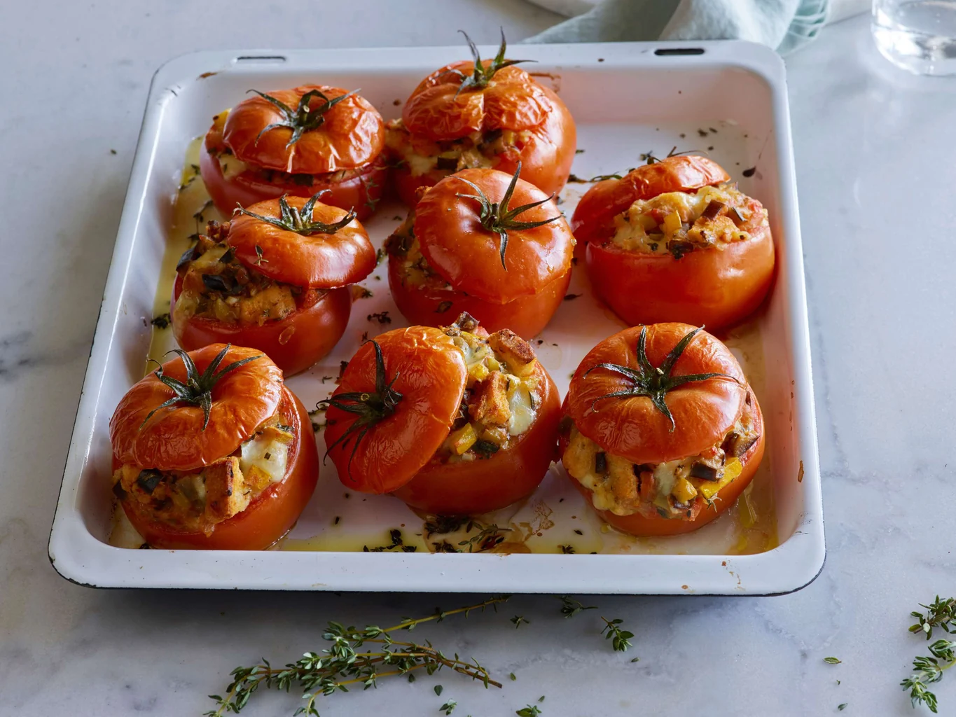 Gefüllte Grilltomate