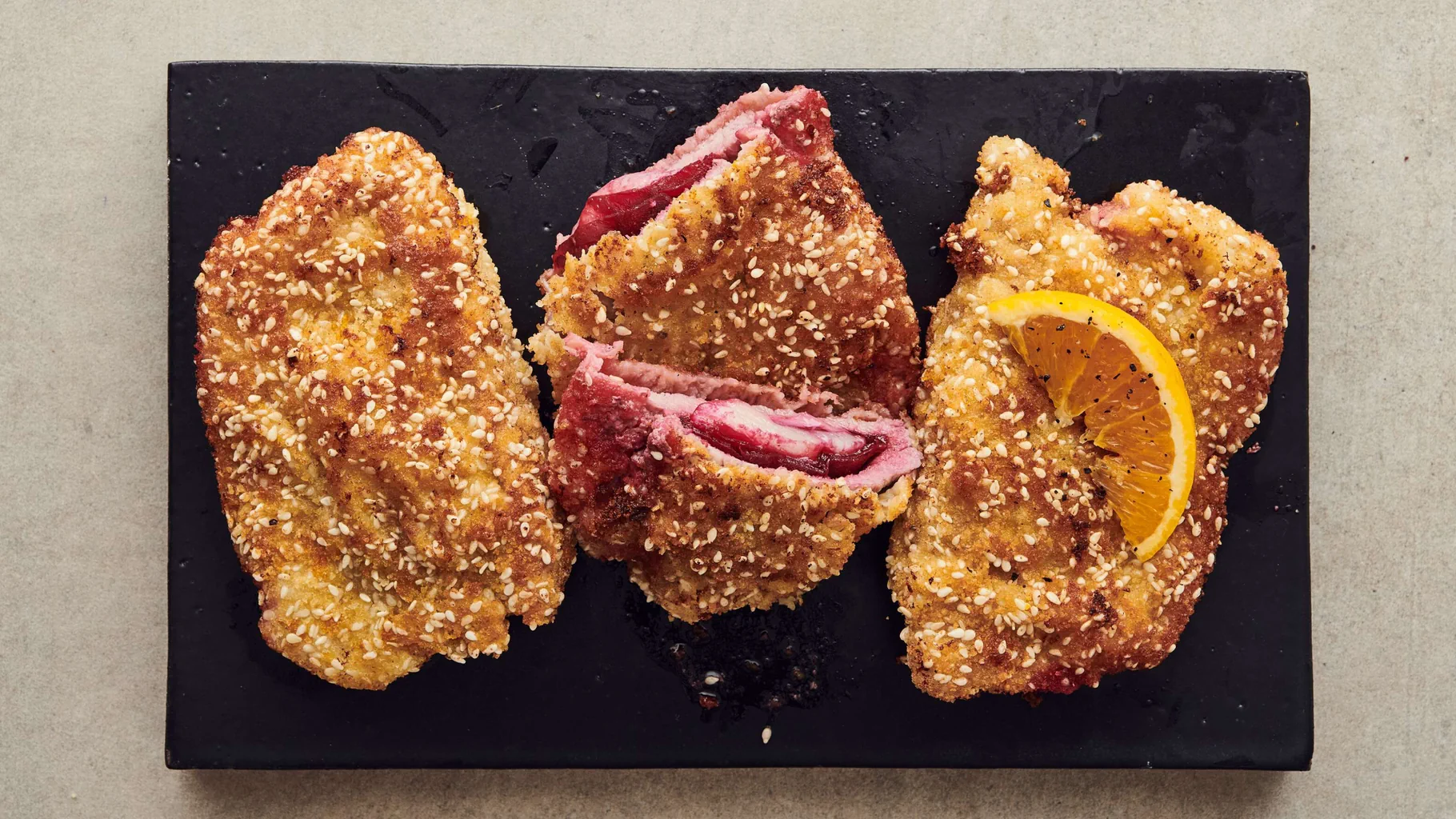 Cordon-bleu à la betterave rouge et au fromage de chèvre