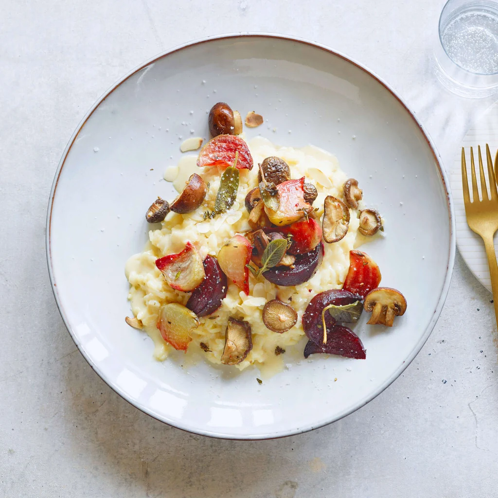 Risotto aux amandes avec betteraves et champignons