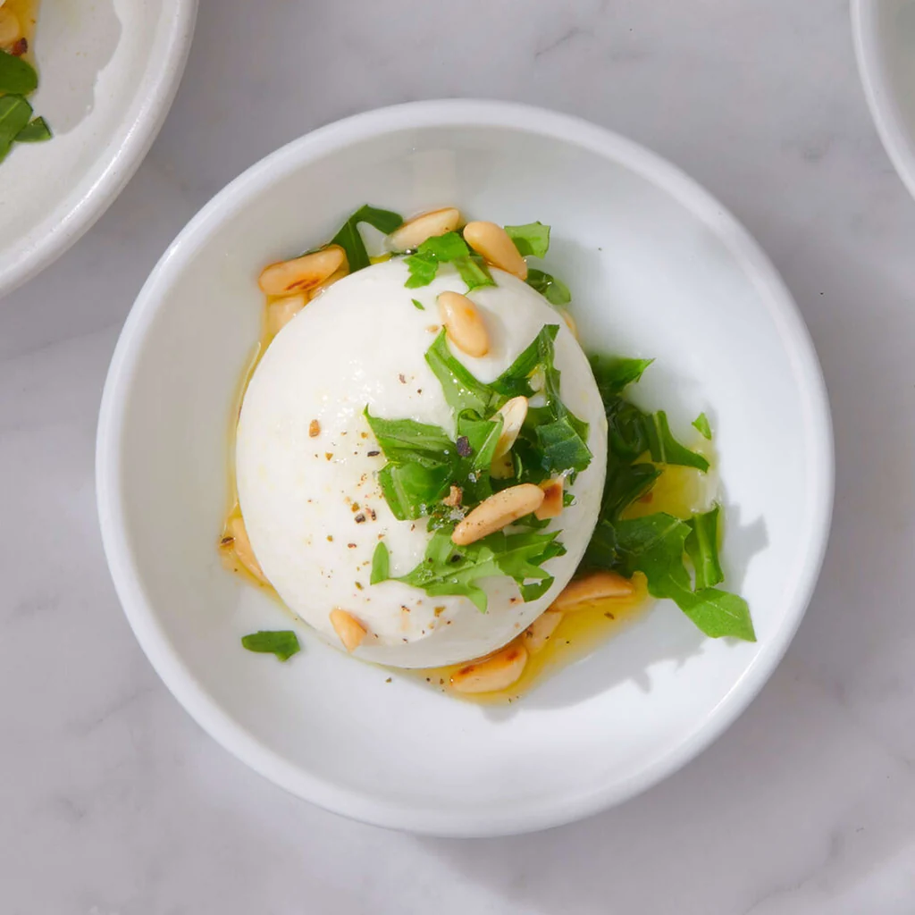 Mini burrata con pinoli