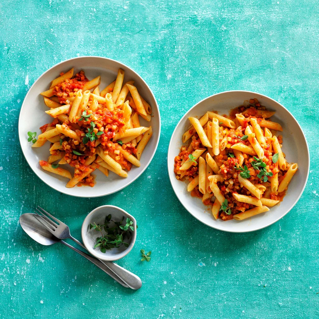 Pasta con ragù di verdure