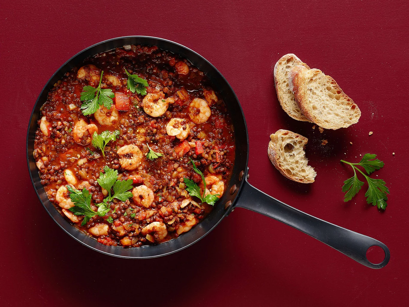 Lenticchie piccanti al pomodoro con gamberetti