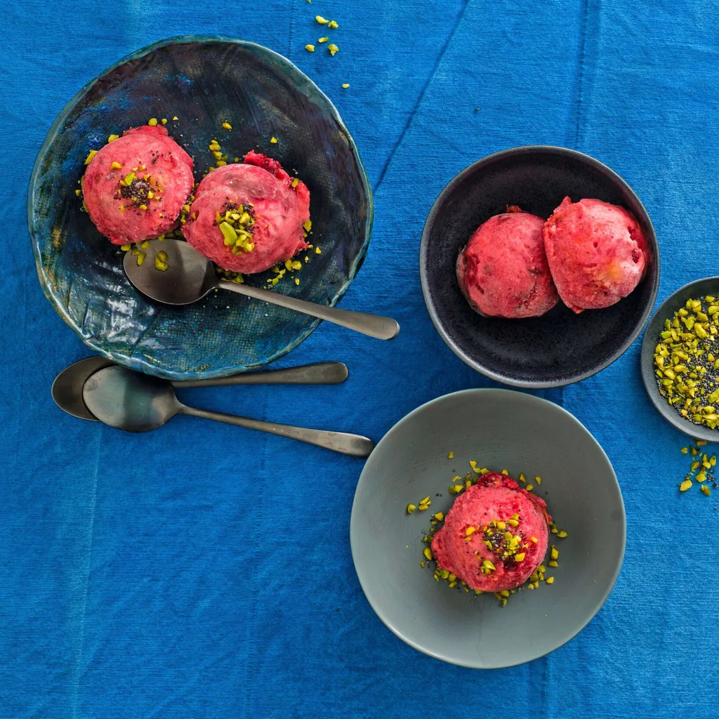 Gebackenes Zwetschgensorbet