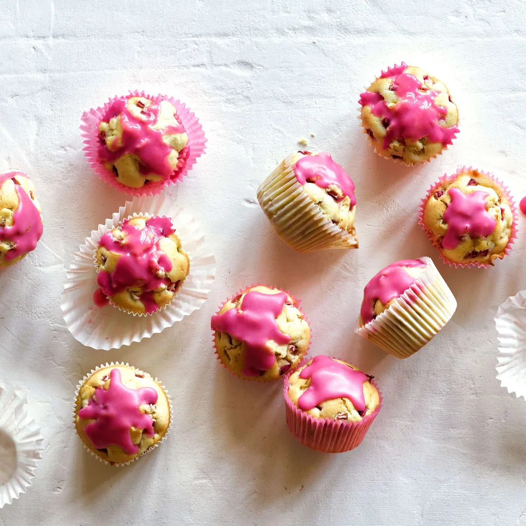 Muffins à la rhubarbe