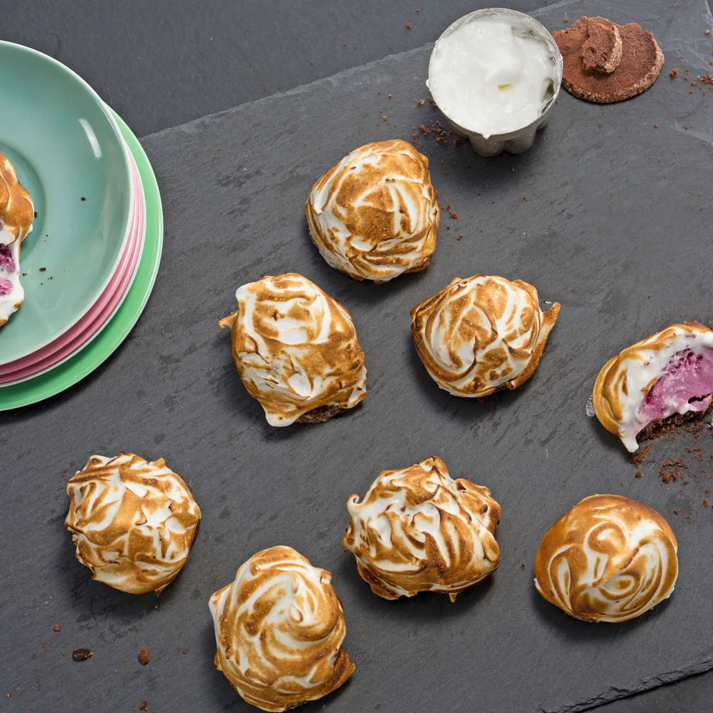 Baked Alaska ai frutti di bosco