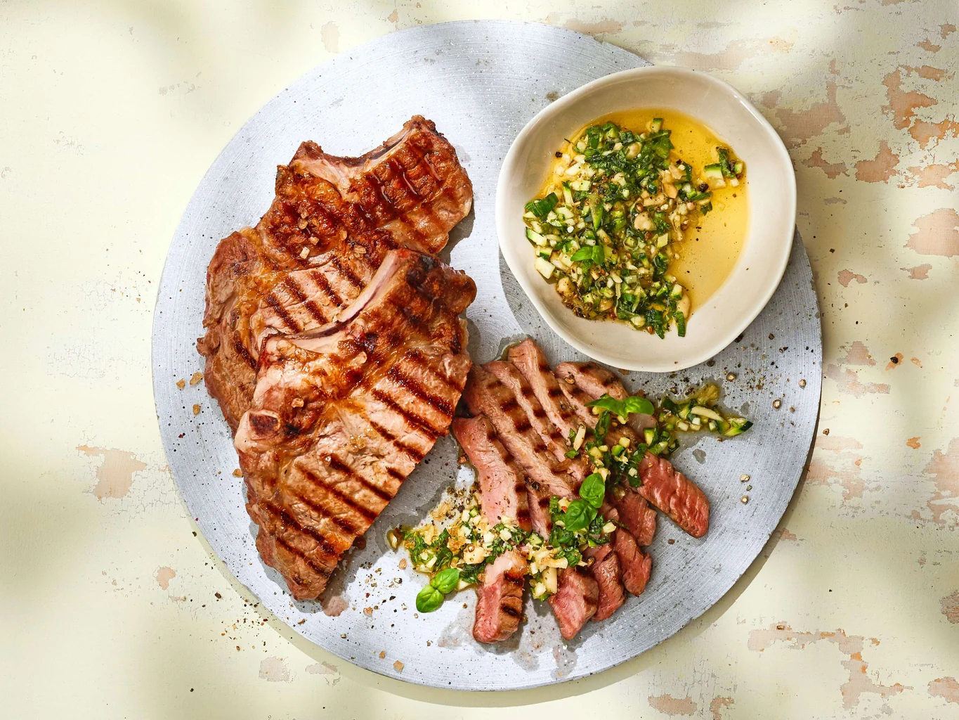 Tagliata de veau avec sauce pesto