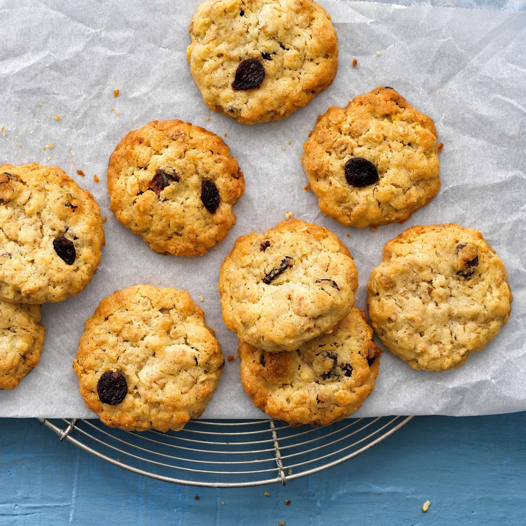Cookies all'avena e ai cranberry 