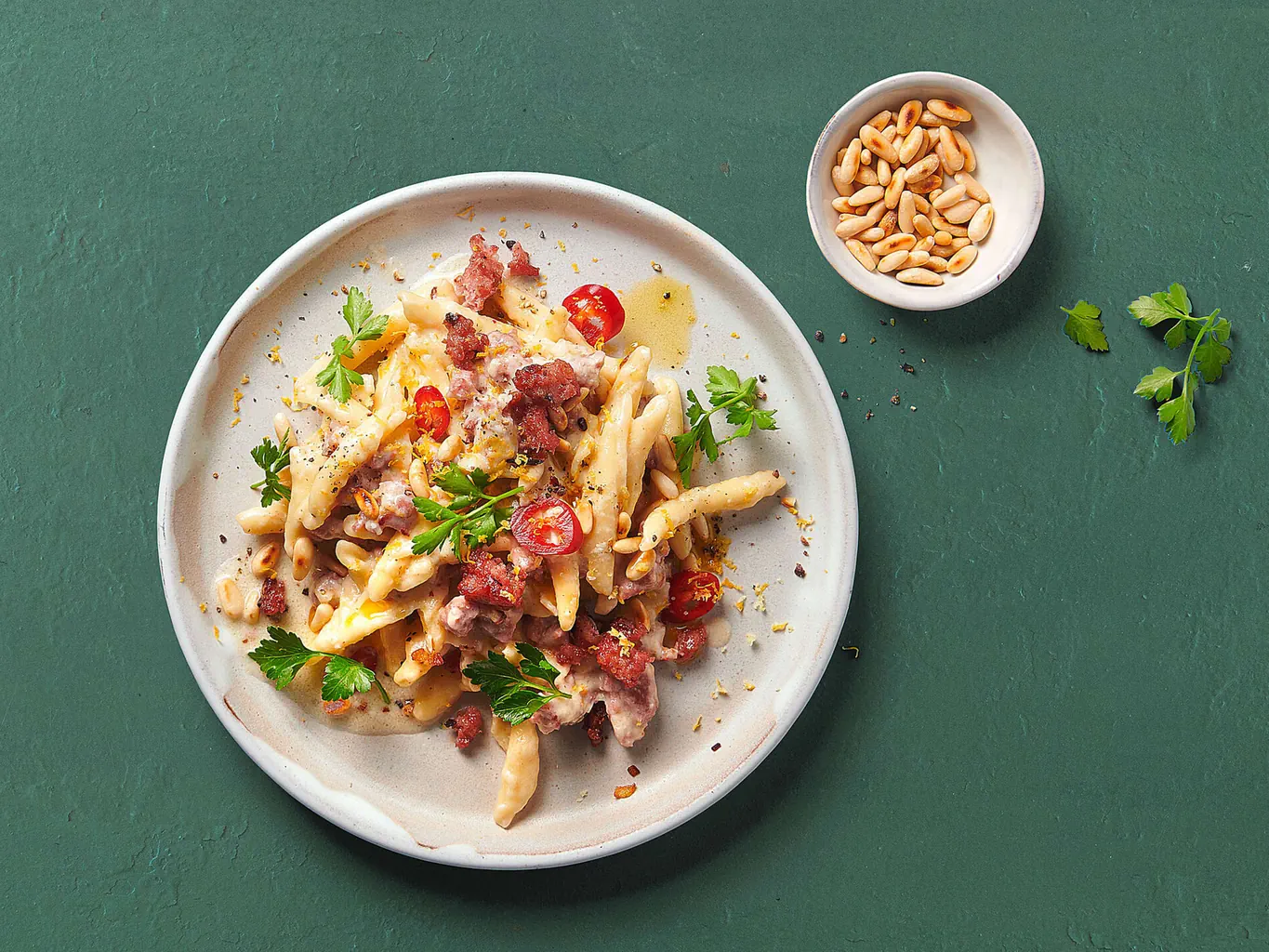 Pasta con salsicce e pecorino