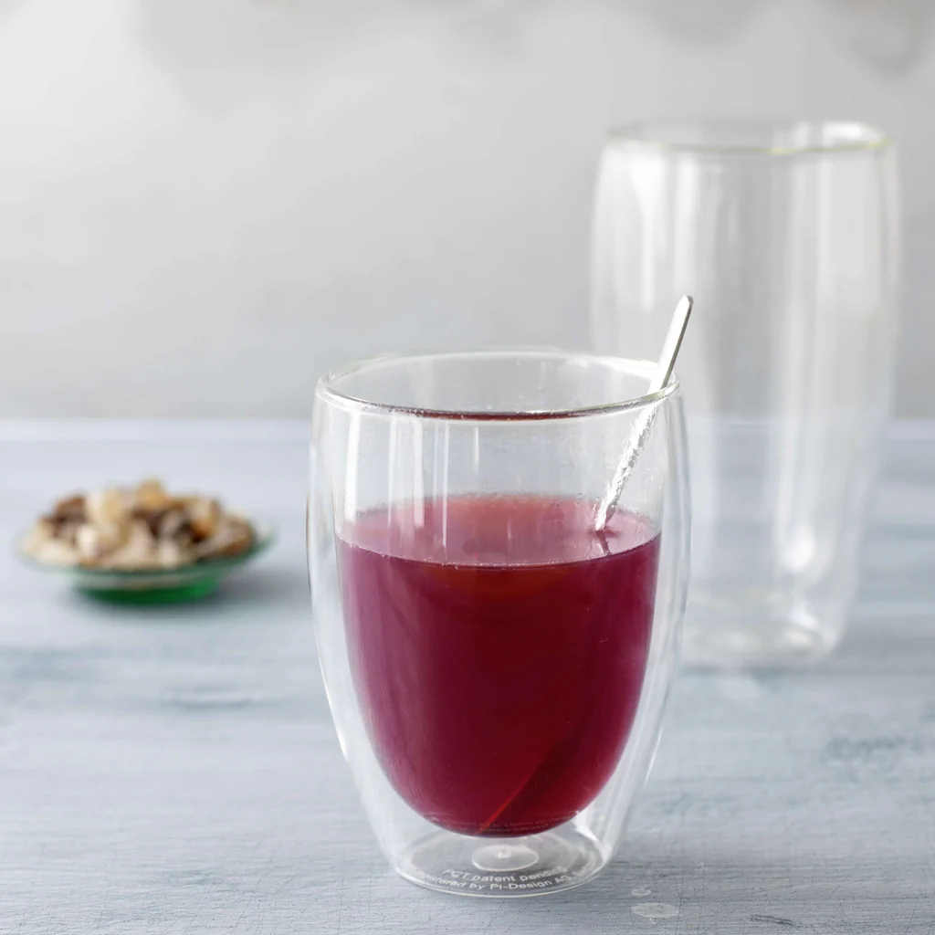 Roter Vanillepunsch
