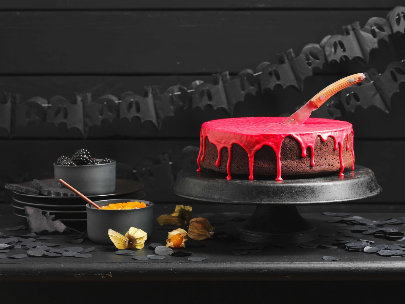 Torta di Halloween al cioccolato pugnalata 
