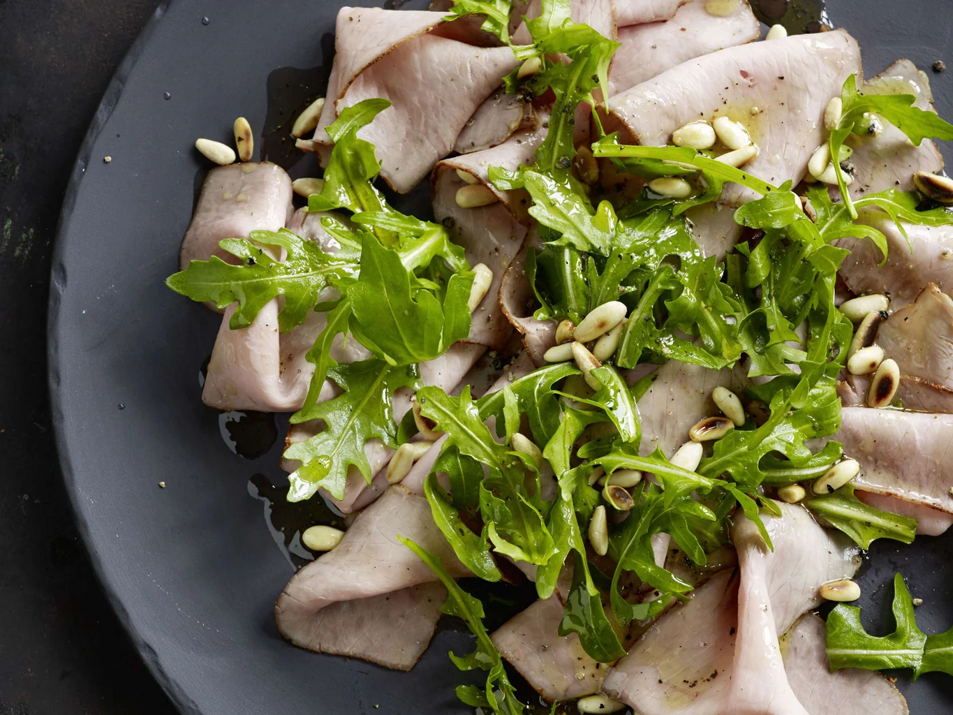 Rôti de veau, sauce au vinaigre de vin rouge