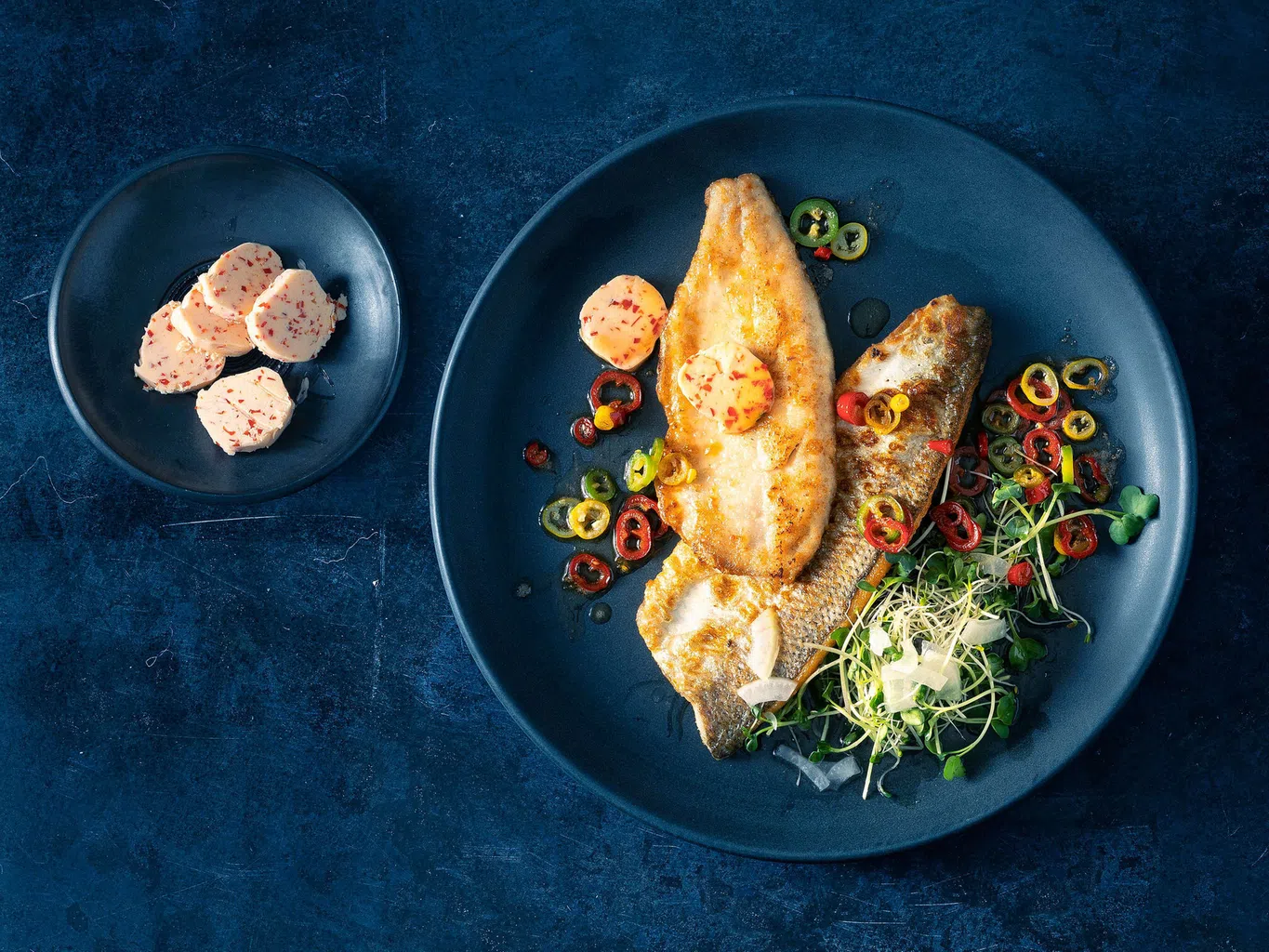 Felchenfilets mit Peperoncinobutter