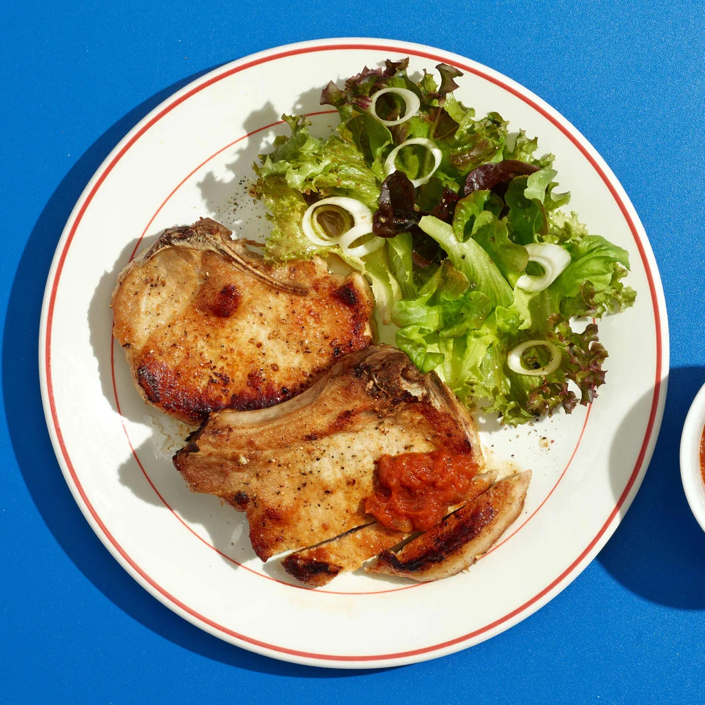 Costoletta di maiale con salsa BBQ alle mele