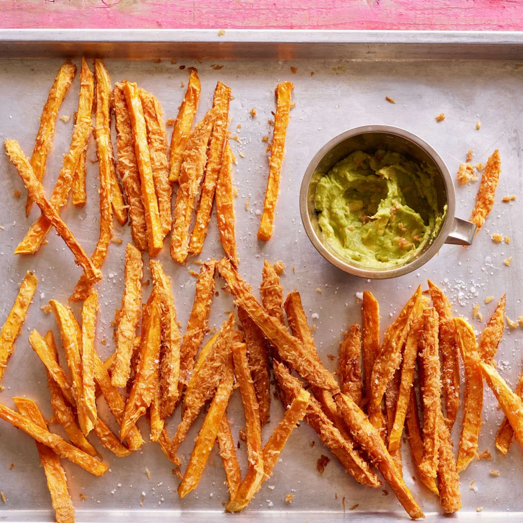 Patate dolci fritte con crema di avocado