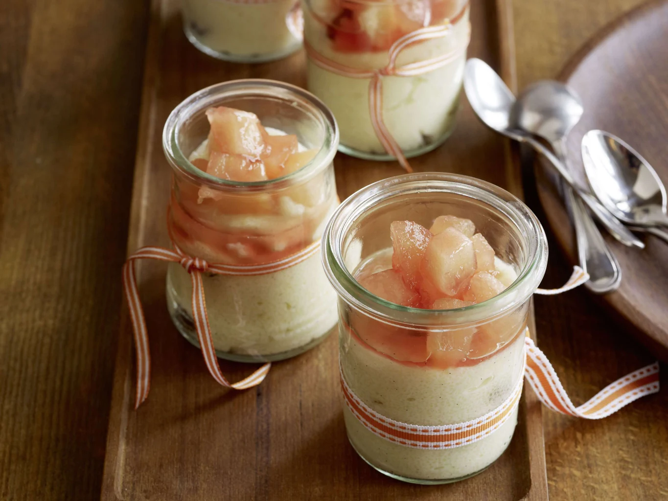 Petits pots de semoule aux pommes