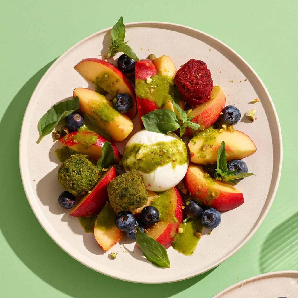 Nektarinensalat mit Burrata 