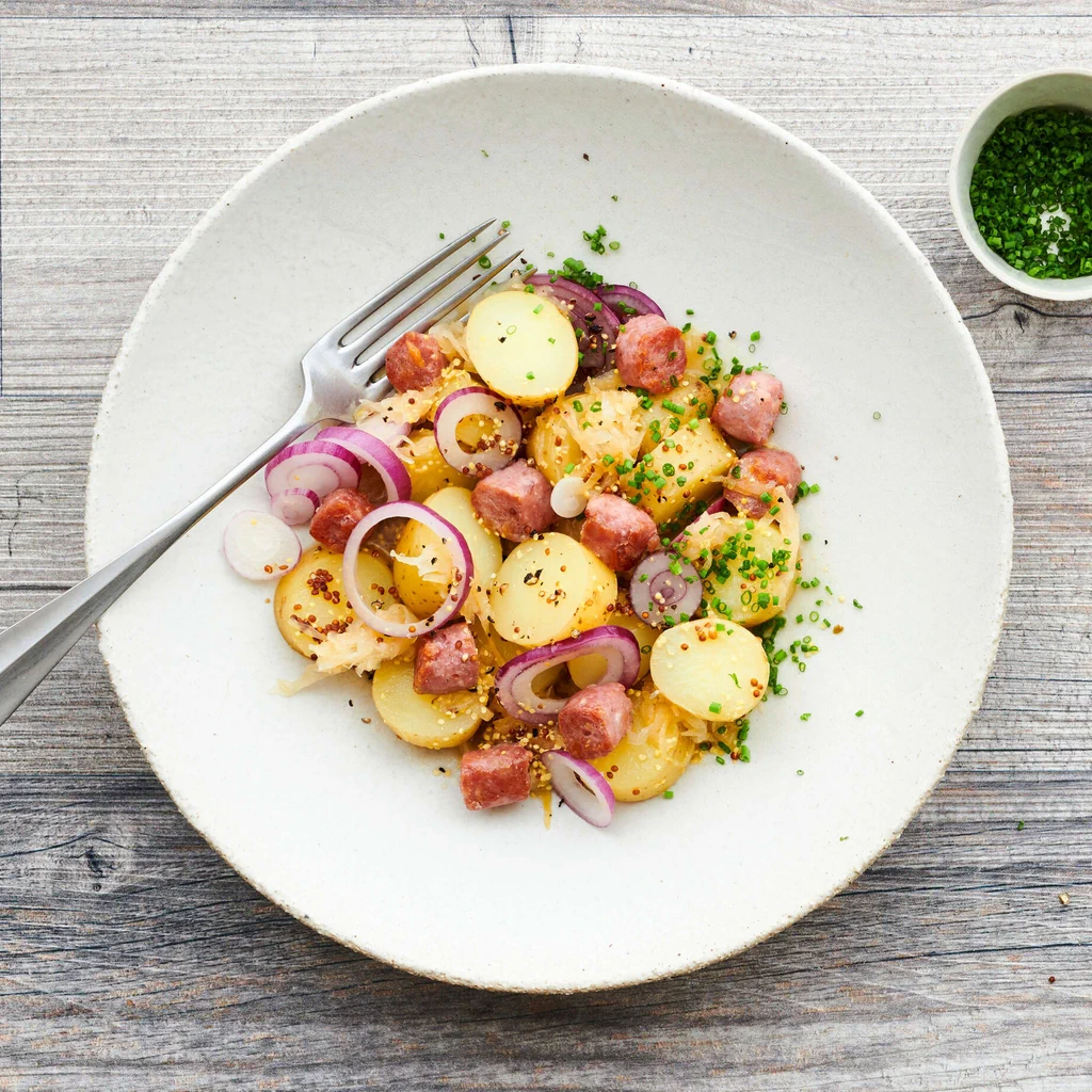 Insalata di patate ai crauti con chorizo