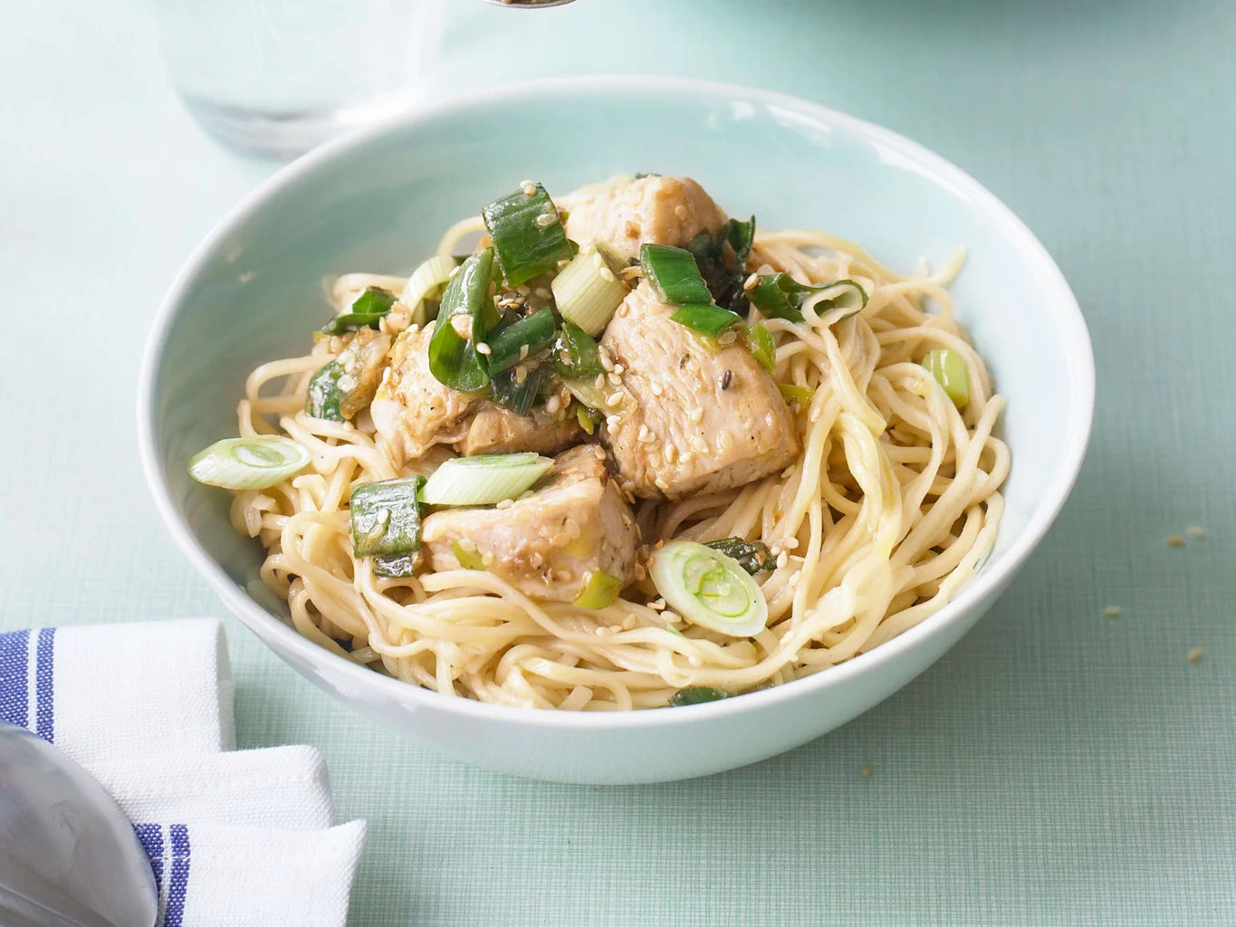 Pollo al miso e al sesamo con pasta