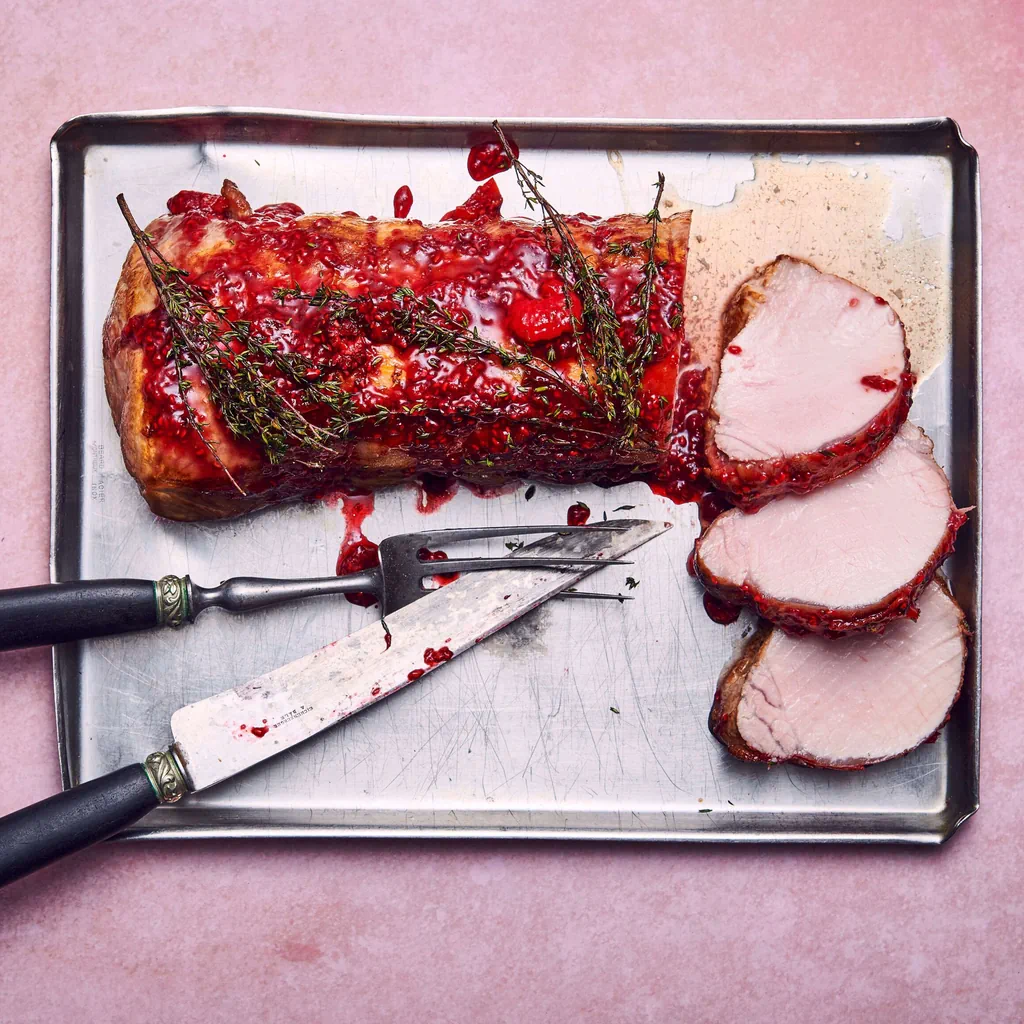 Lonza di maiale in marinata di lamponi dolce-piccante