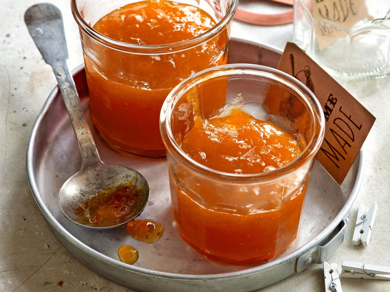 Confiture d'abricots aux épices