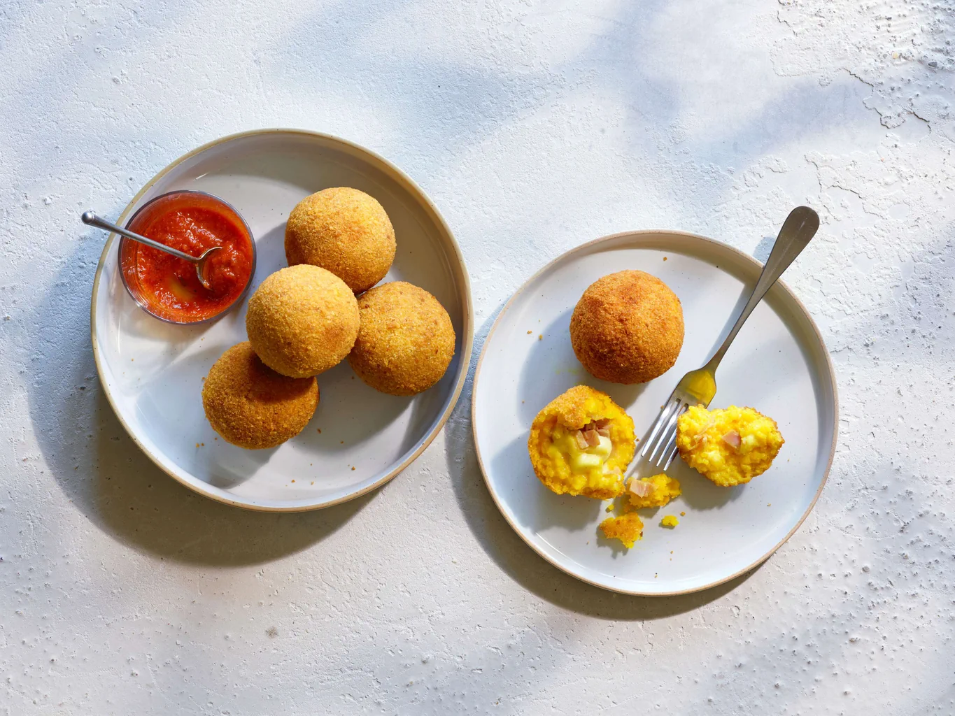 Arancini di riso con mozzarella