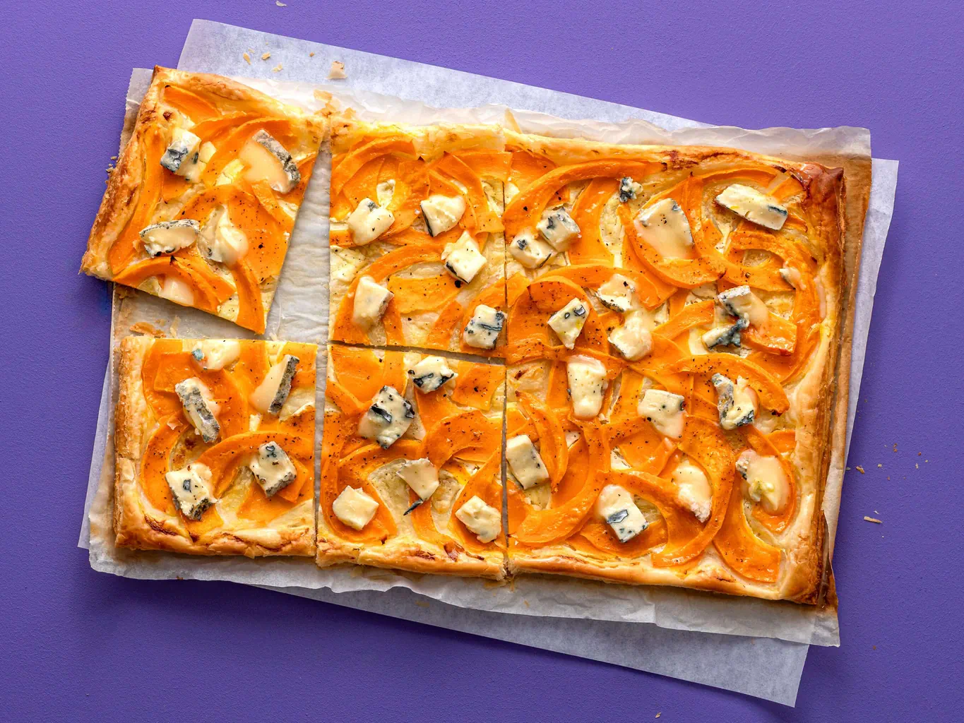Torta alla zucca con formaggio erborinato