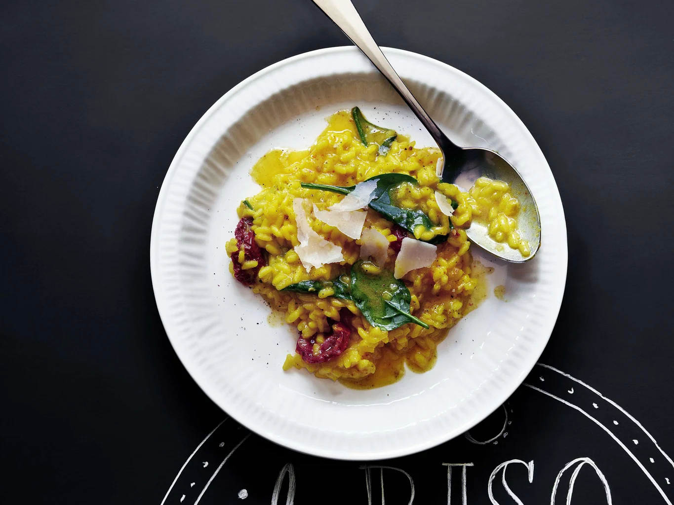 Safranrisotto mit Spinat