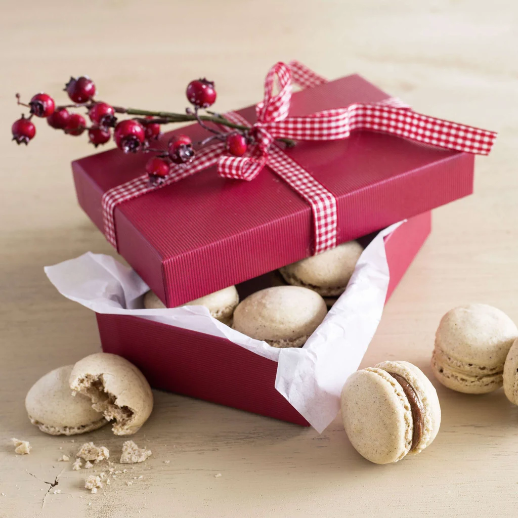 Macarons mit Orangen-Schokolade- und Vanillefüllung