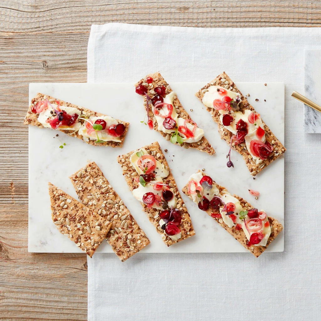 Pains croustillants avec fromage et chutney