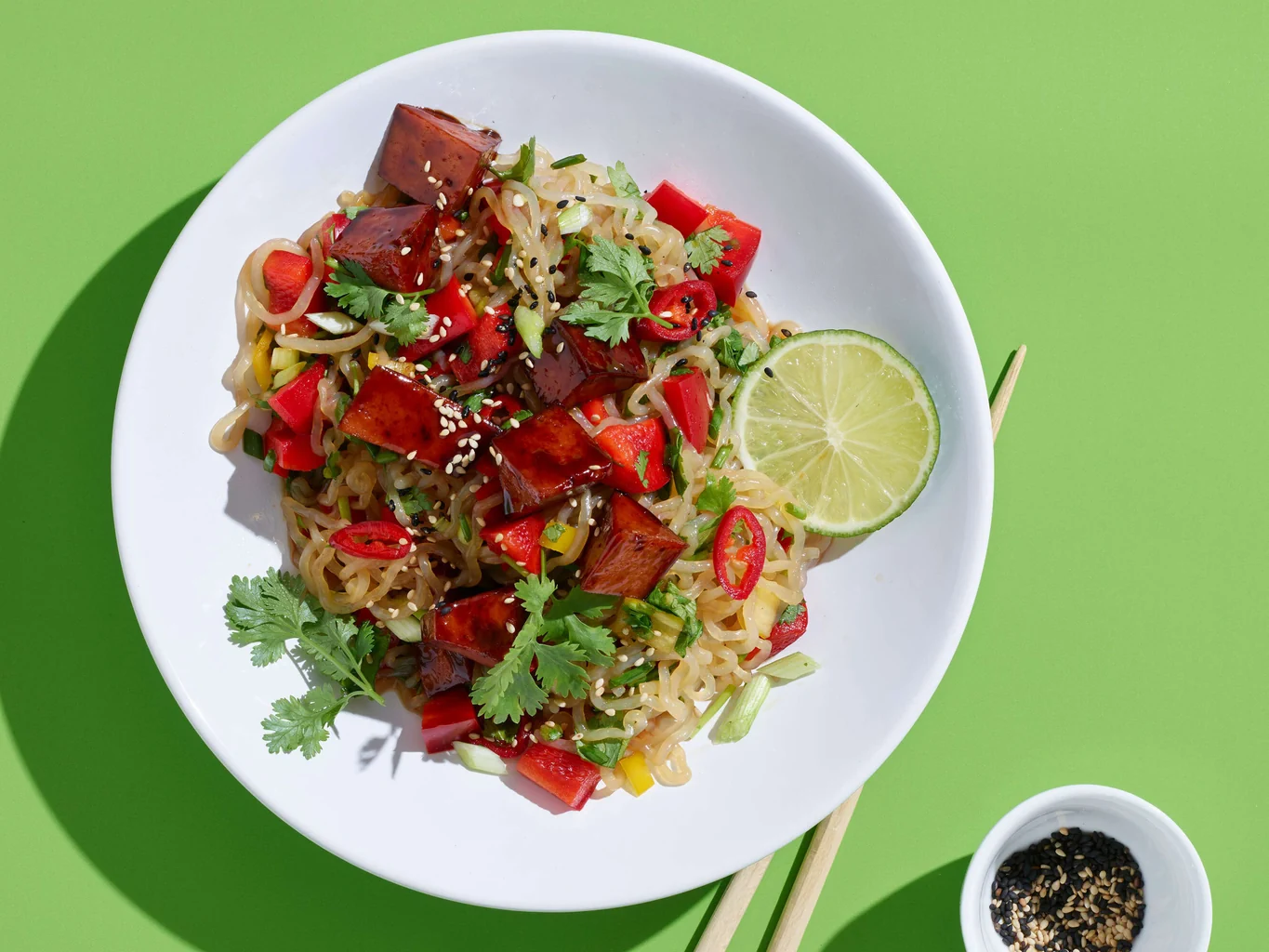 Asiatische Fleischkäse-Bowl