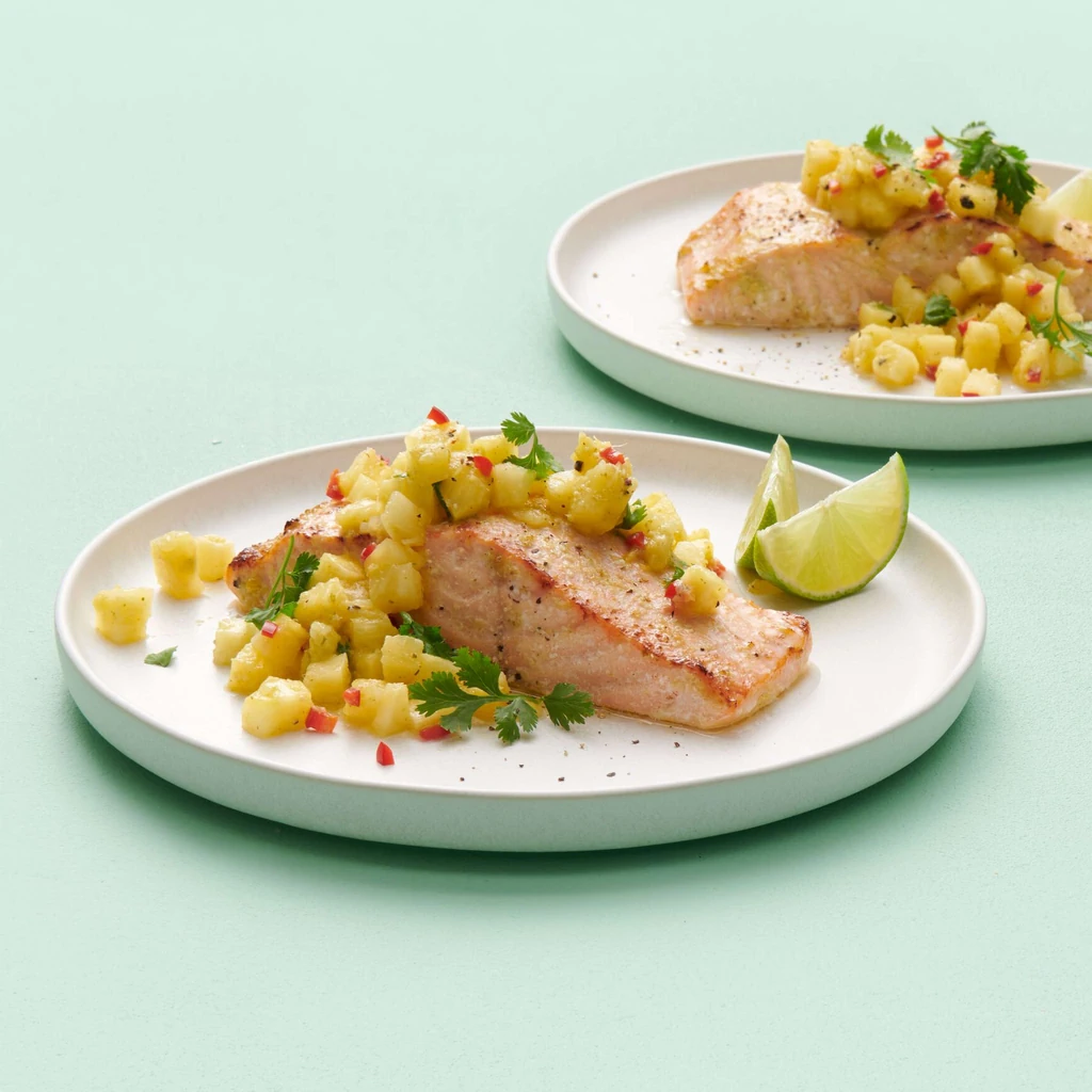 Salmone con salsa all'ananas